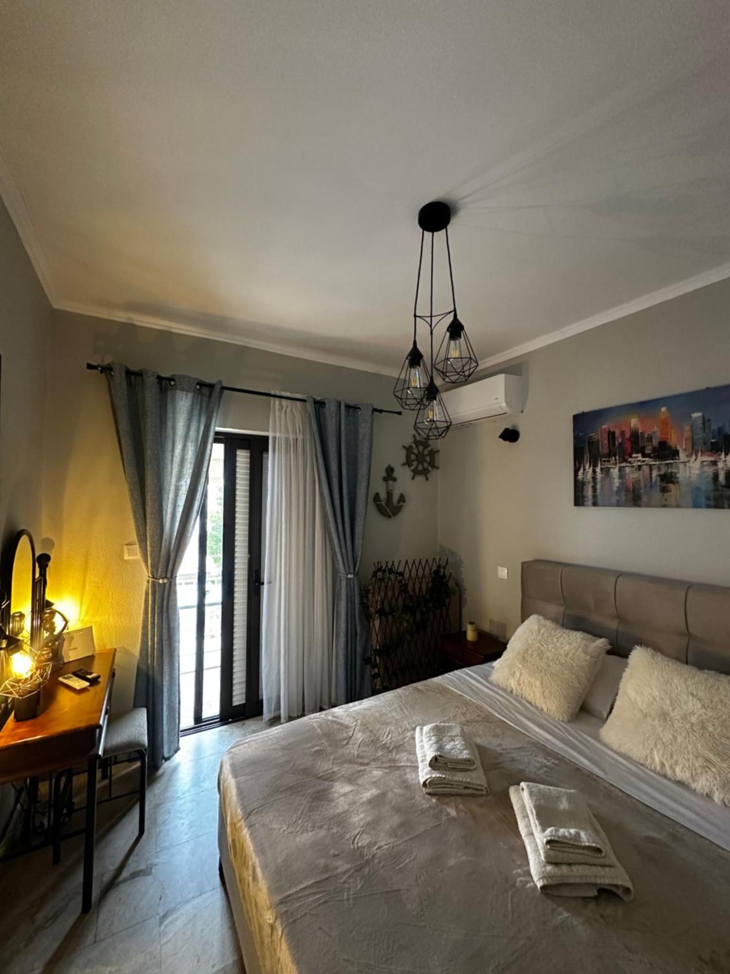 Aria Maison Porto Heli Bagian luar foto